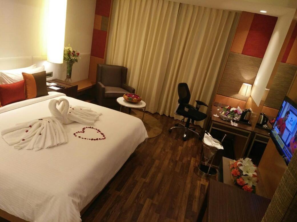 होटल Deventure Sarovar Portico Kapashera, New